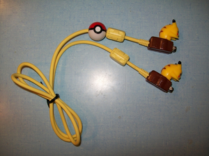 Câble Game Link (Pokémon Jaune).png