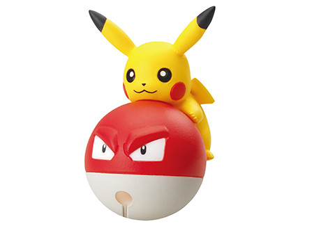 Fichier:Figurine Voltorbe & Pikachu Cord Keeper 2.jpg