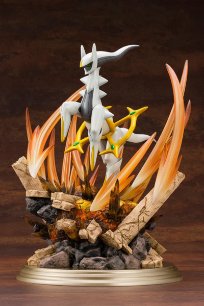 Fichier:Figurine Arceus ArtFX.png