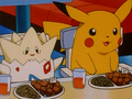 Pikachu (de Sacha) et Togepi (d'Ondine)