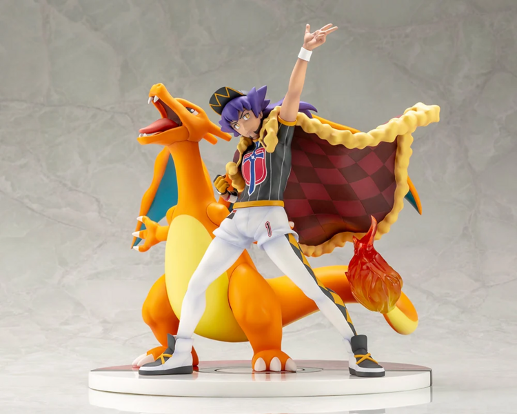 Fichier:Figurine Tarak avec Dracaufeu ArtFX.png