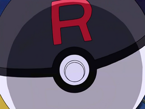 Retour de Mewtwo - Ball de la Team Rocket.png