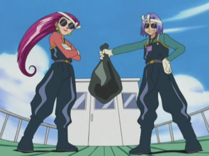 AG032 - Costume Devise Team Rocket.png