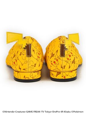 Ballerines Pikachu motif Arrière Esperanza.jpg