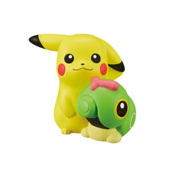 Fichier:Figurine Pikachu et Chenipan Pokémon Kids Memory.jpg
