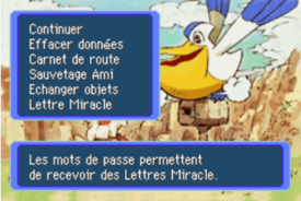 Le menu du jeu Pokémon Donjon Mystère : Équipe de Secours Rouge et Bleue, l'option Lettre Miracle y est visible en bas