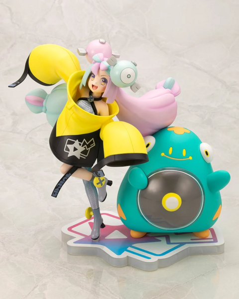 Fichier:Figurine Mashynn avec Ampibidou ArtFX.png