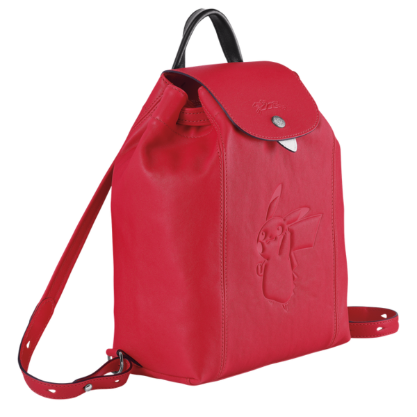 Fichier:Longchamp Sac à dos rouge trois quart.png