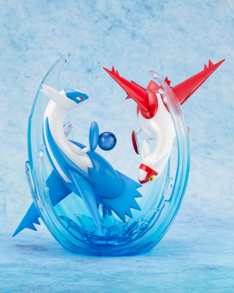 Fichier:Figurine Latias et Latios ArtFX.png